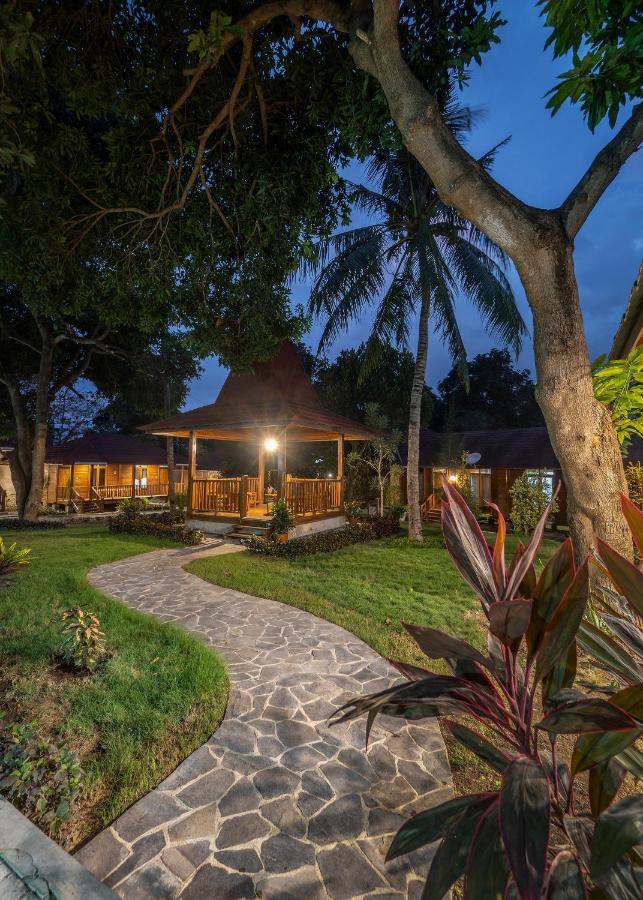 Casa Kandara Waingapu Exterior photo